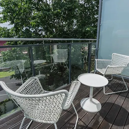 Pensionat Aisa 39 Double With Balcony Near Beach Pärnu