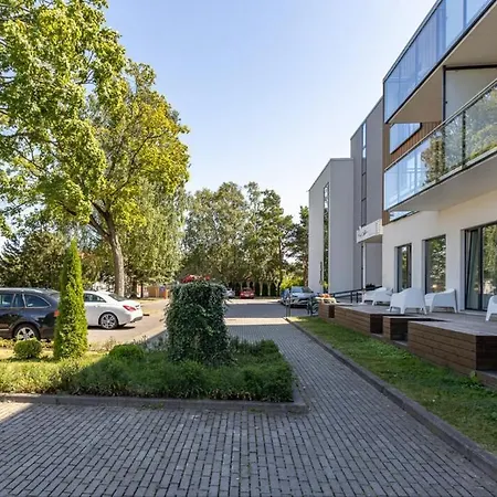 Aisa 39 Double With Balcony Near Beach Pensionat Pärnu