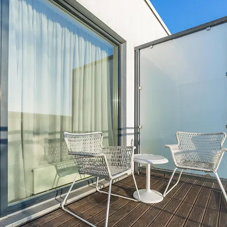Πανσιόν Aisa 39 Double With Balcony Near Beach